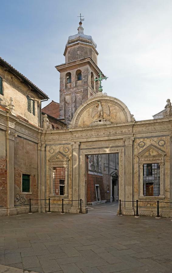 The Arch Historic Accommodation Венеция Экстерьер фото